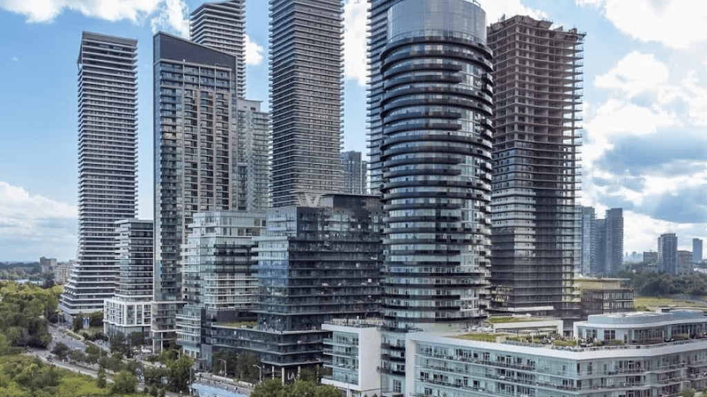 HUMBER BAY SHORES 5TH ANNUAL WATERFRONT STREET FESTIVAL