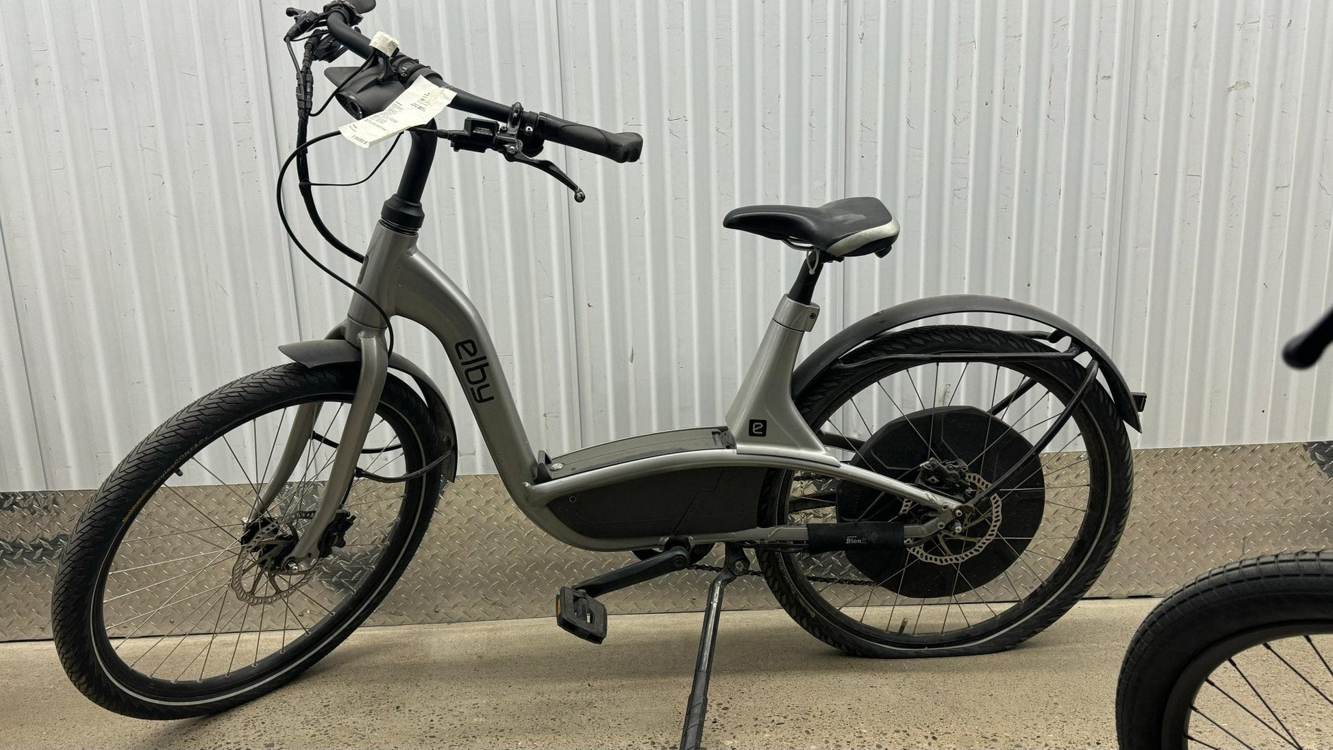 elby electric bicycle Elby S1 9-Speed Silver Used High Mileage WO16198