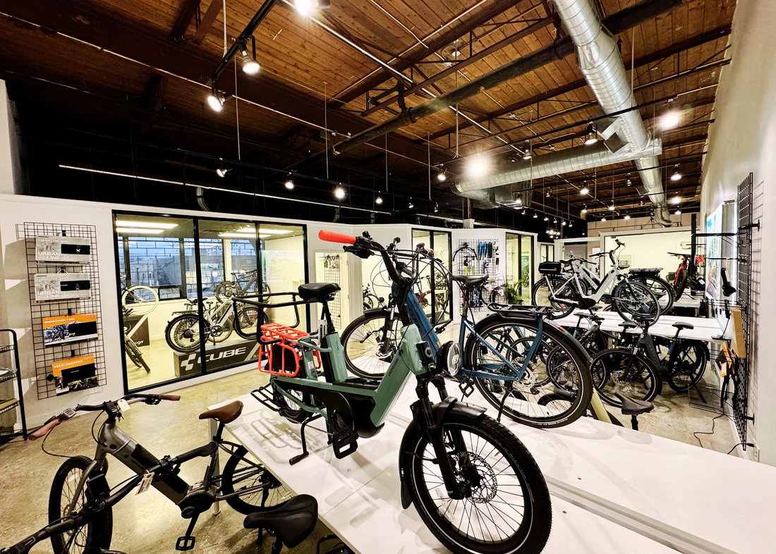 Midtown Toronto Store - Amego Electric Vehiclesslider_item_TwLFMV