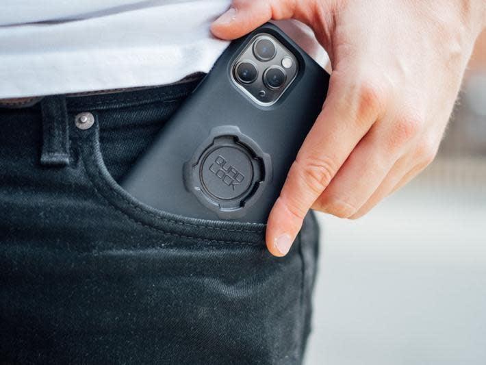 Quadlock Case